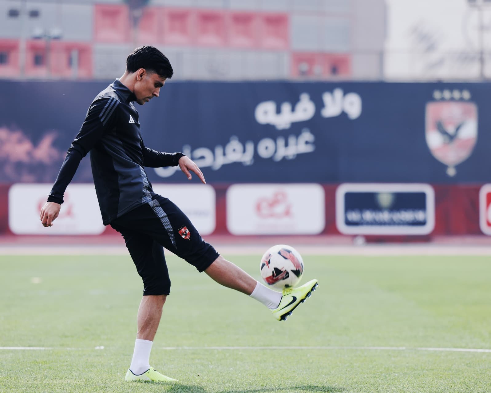 مران الأهلي| أشرف بن شرقي يبدأ برنامج التأهيل