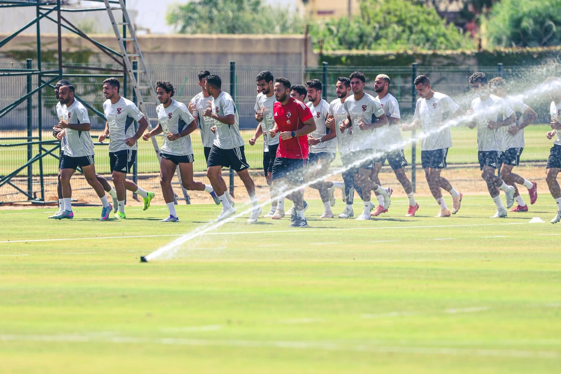 الأهلي يستأنف تدريباته في معسكر تونس