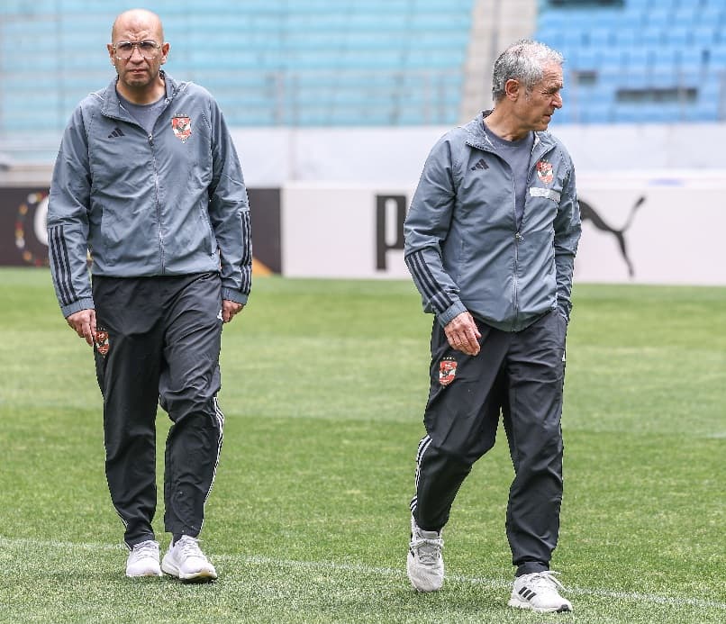دوري أبطال إفريقيا| «كولر» يعاين أرضية ملعب مباراة الأهلي والترجي