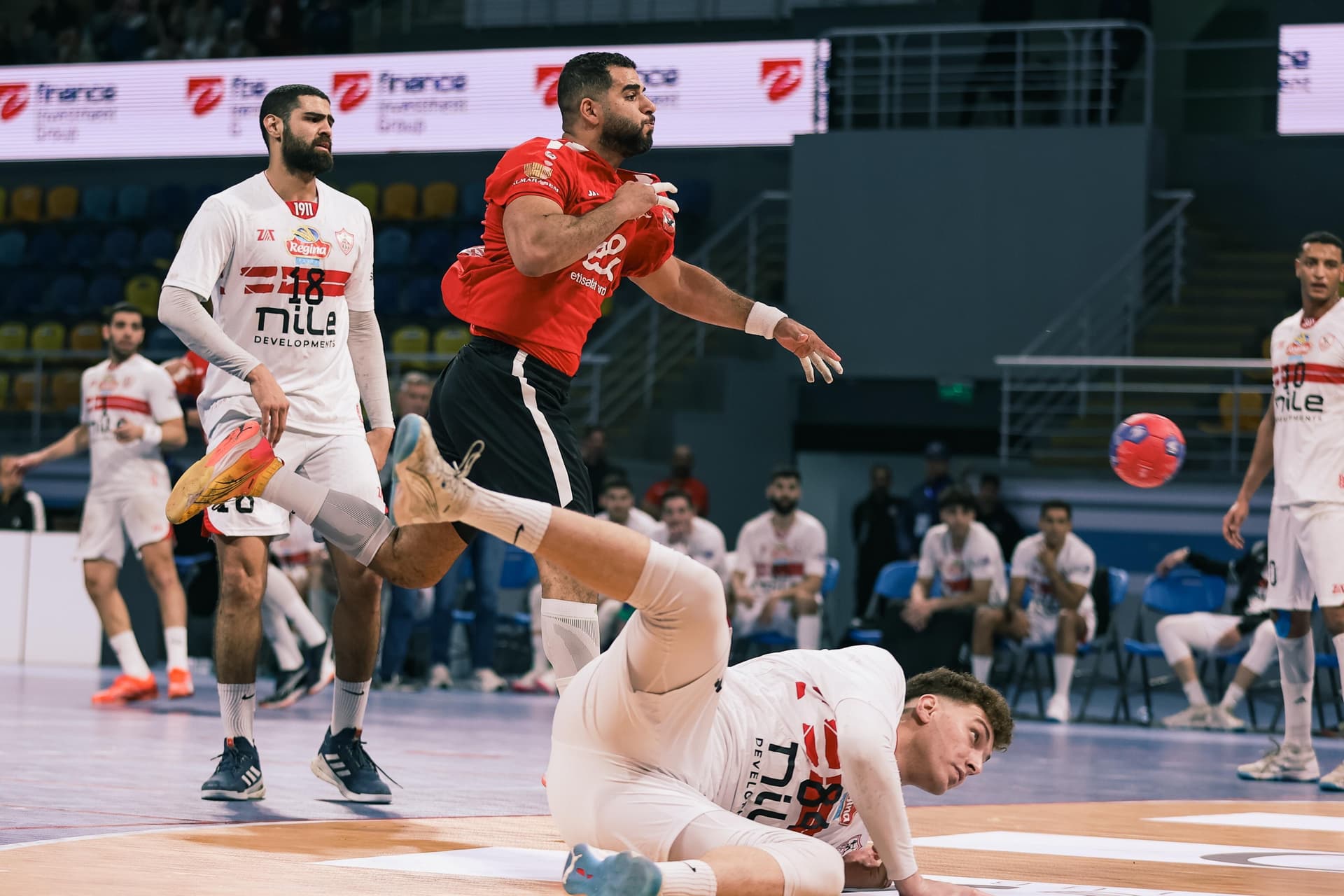 رجال يد الأهلي| أحمد عادل: التتويج بكأس مصر جاء عن جدارة واستحقاق