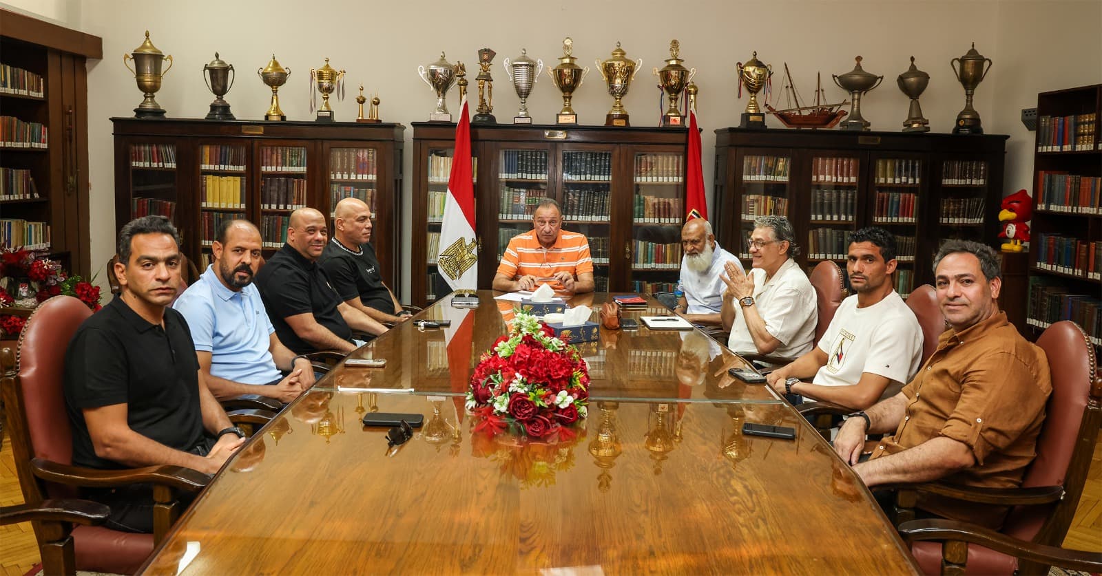 El Khatib holds key meeting with Al Ahly coaching staff, planning committee