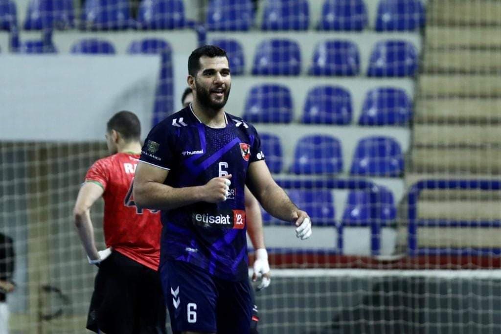 أحمد عادل: «رجال يد الأهلي» دائمًا على قدر المسئولية